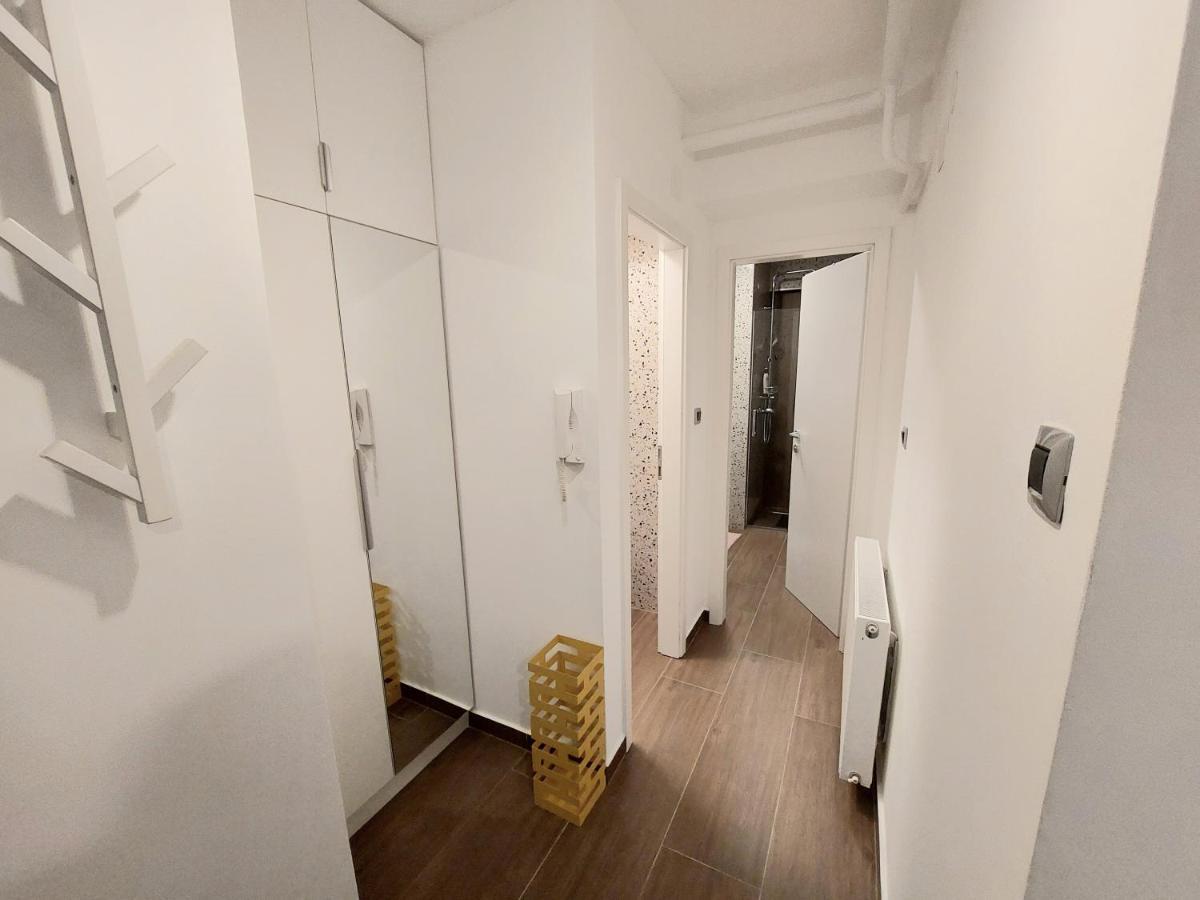 Ozzy Cozy Apartment Zagreb Bagian luar foto