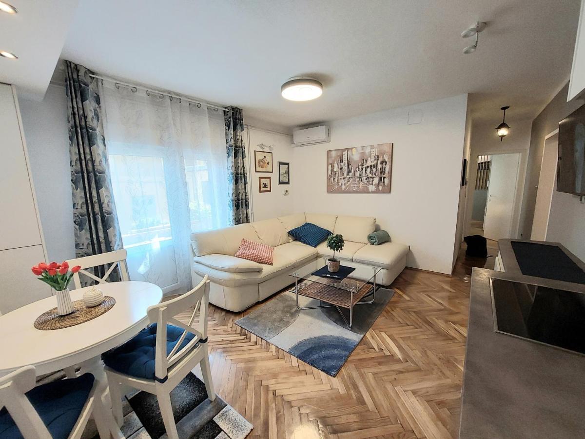 Ozzy Cozy Apartment Zagreb Bagian luar foto