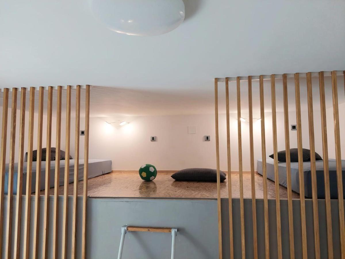 Ozzy Cozy Apartment Zagreb Bagian luar foto