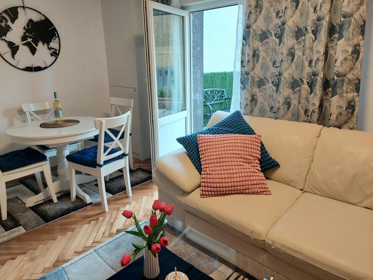 Ozzy Cozy Apartment Zagreb Bagian luar foto