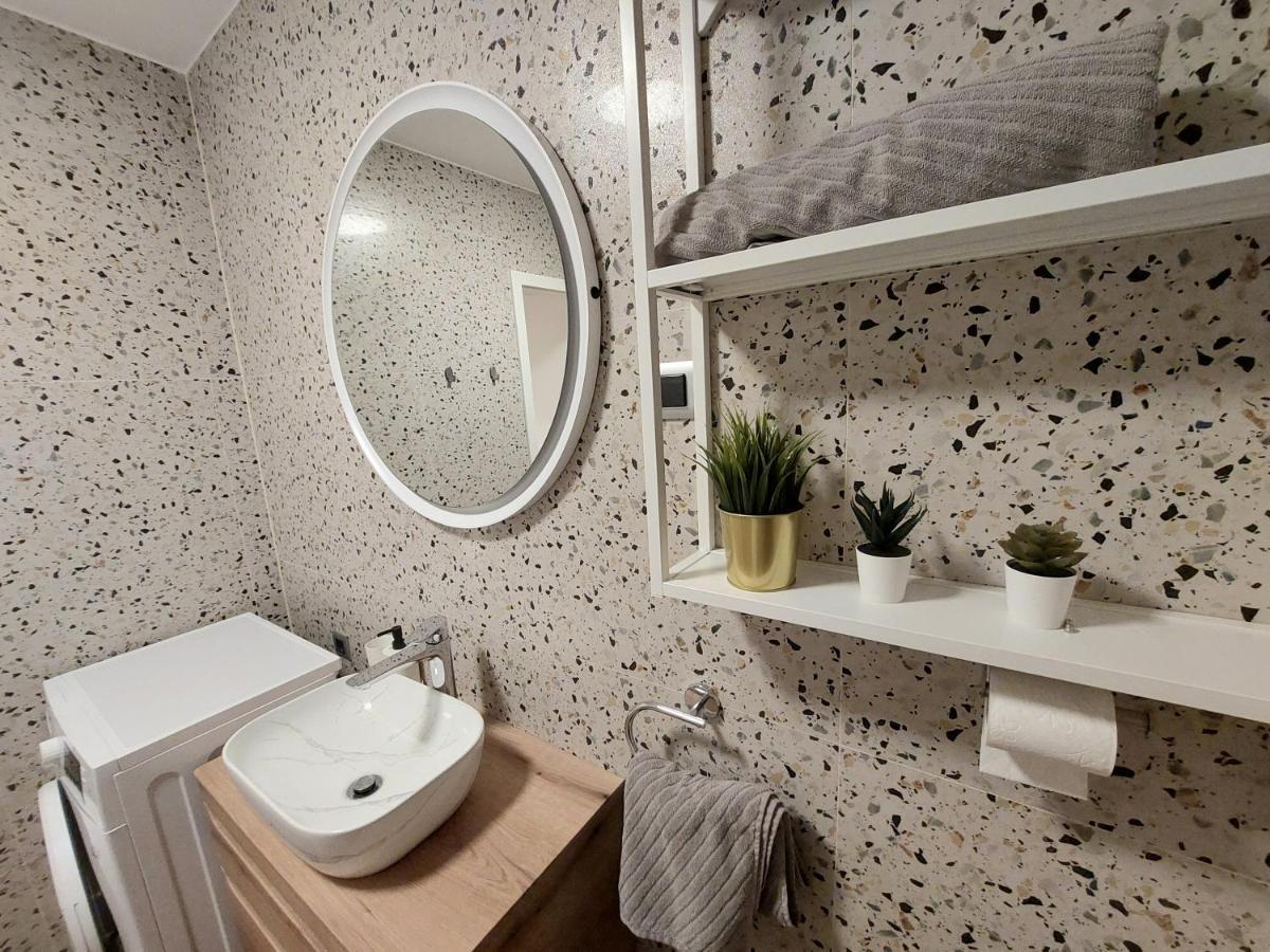 Ozzy Cozy Apartment Zagreb Bagian luar foto