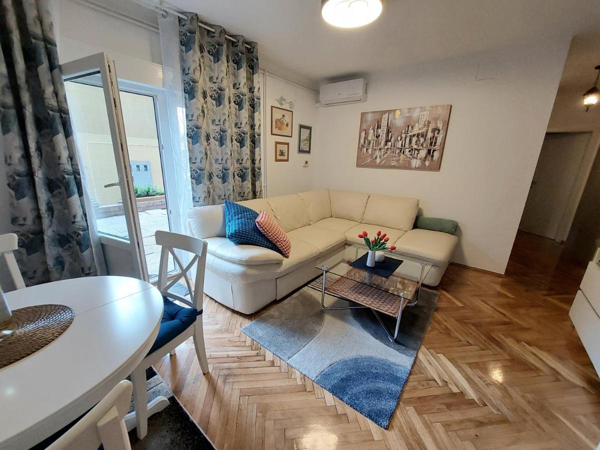 Ozzy Cozy Apartment Zagreb Bagian luar foto