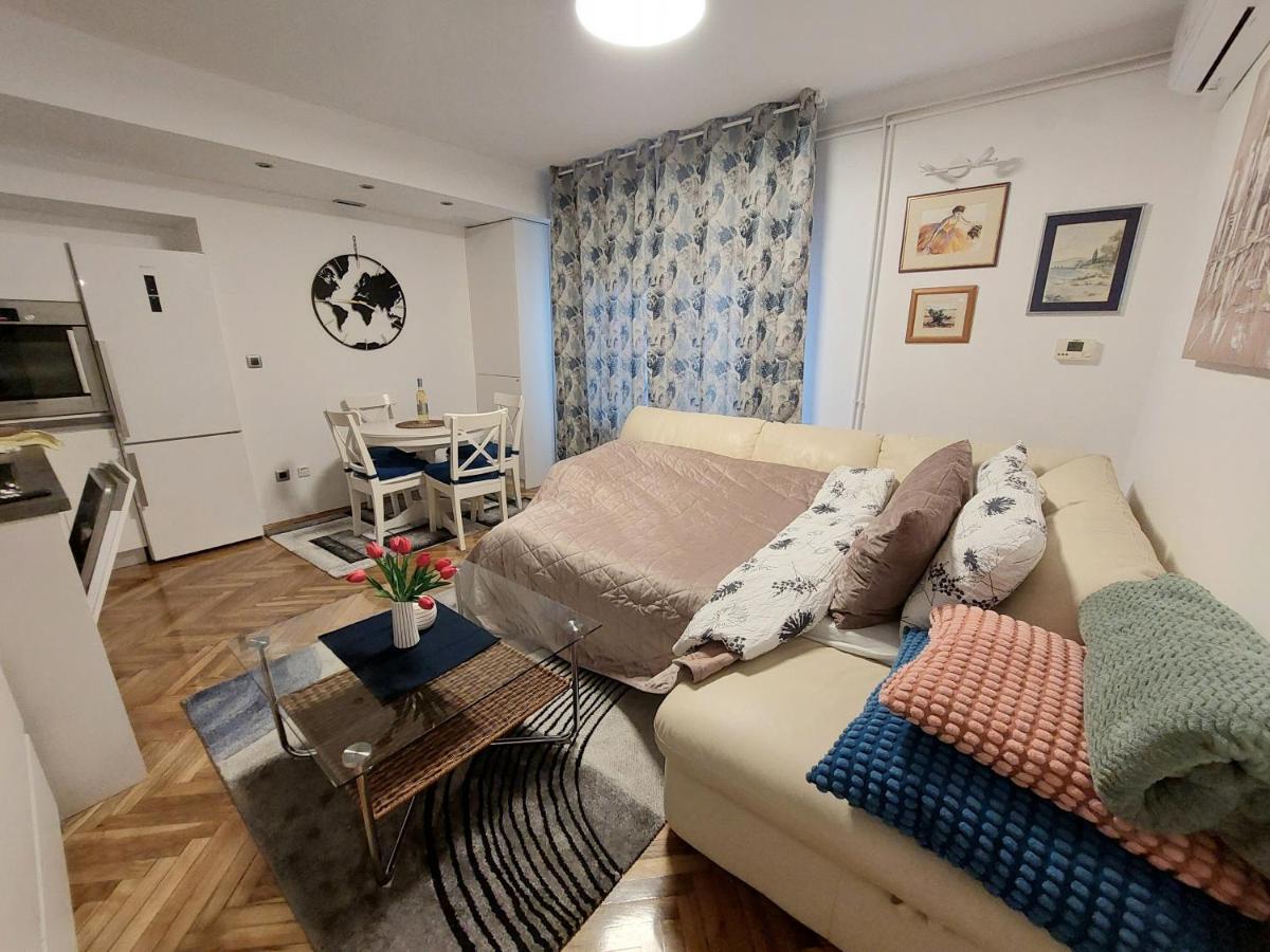 Ozzy Cozy Apartment Zagreb Bagian luar foto