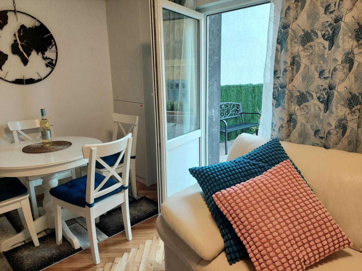 Ozzy Cozy Apartment Zagreb Bagian luar foto